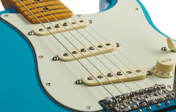 Fender_AmProII_Stratocaster_Detail_1