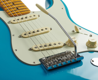 Fender_AmProII_Stratocaster_Detail_4