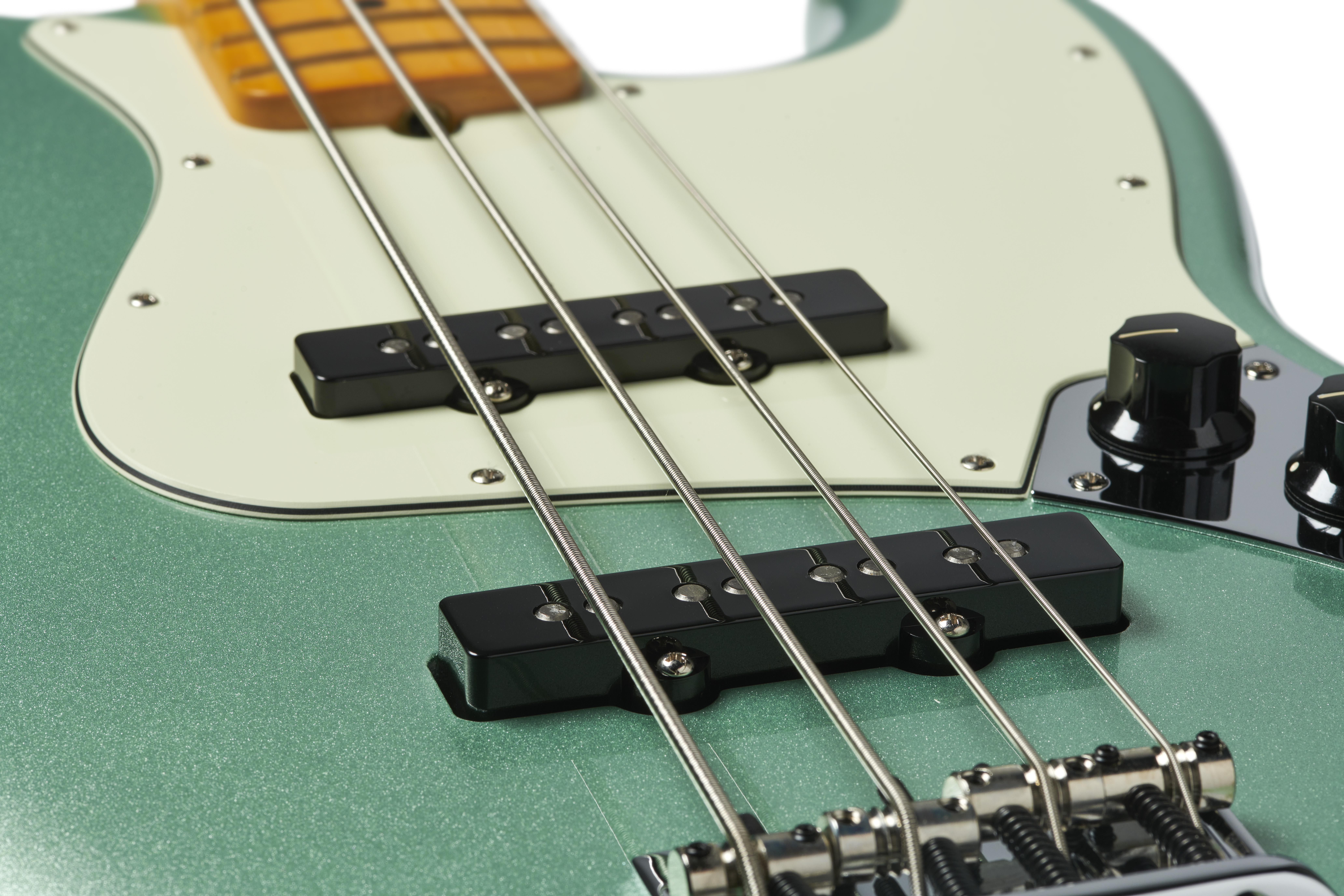 Fender_AmProII_JBass_Detail_1