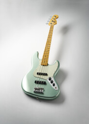 Fender_AmProII_JBass_Hero2 Fender_AmProII_JBass_Hero2