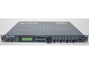 Electro-Voice DX 38