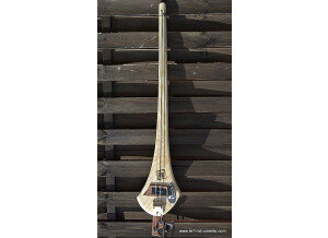 M7Instruments Two string hurley stick bass