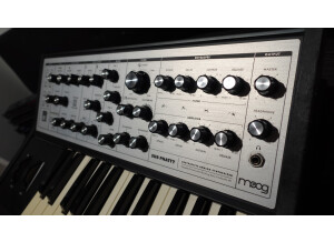 Moog Music Sub Phatty (43047)