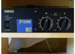 Yamaha P3200 (60728)