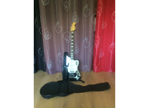 Squier Vintage Modified Bass VI (64076)