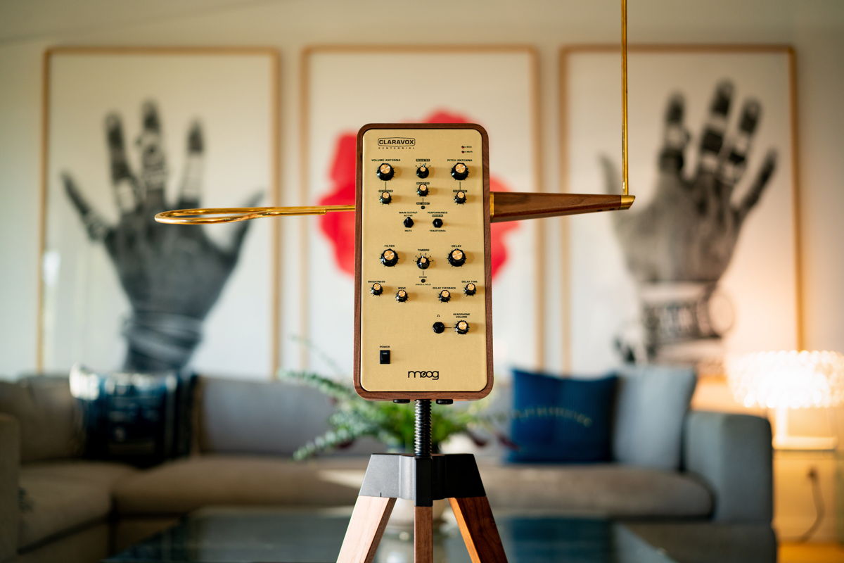 Claravox Theremin 2