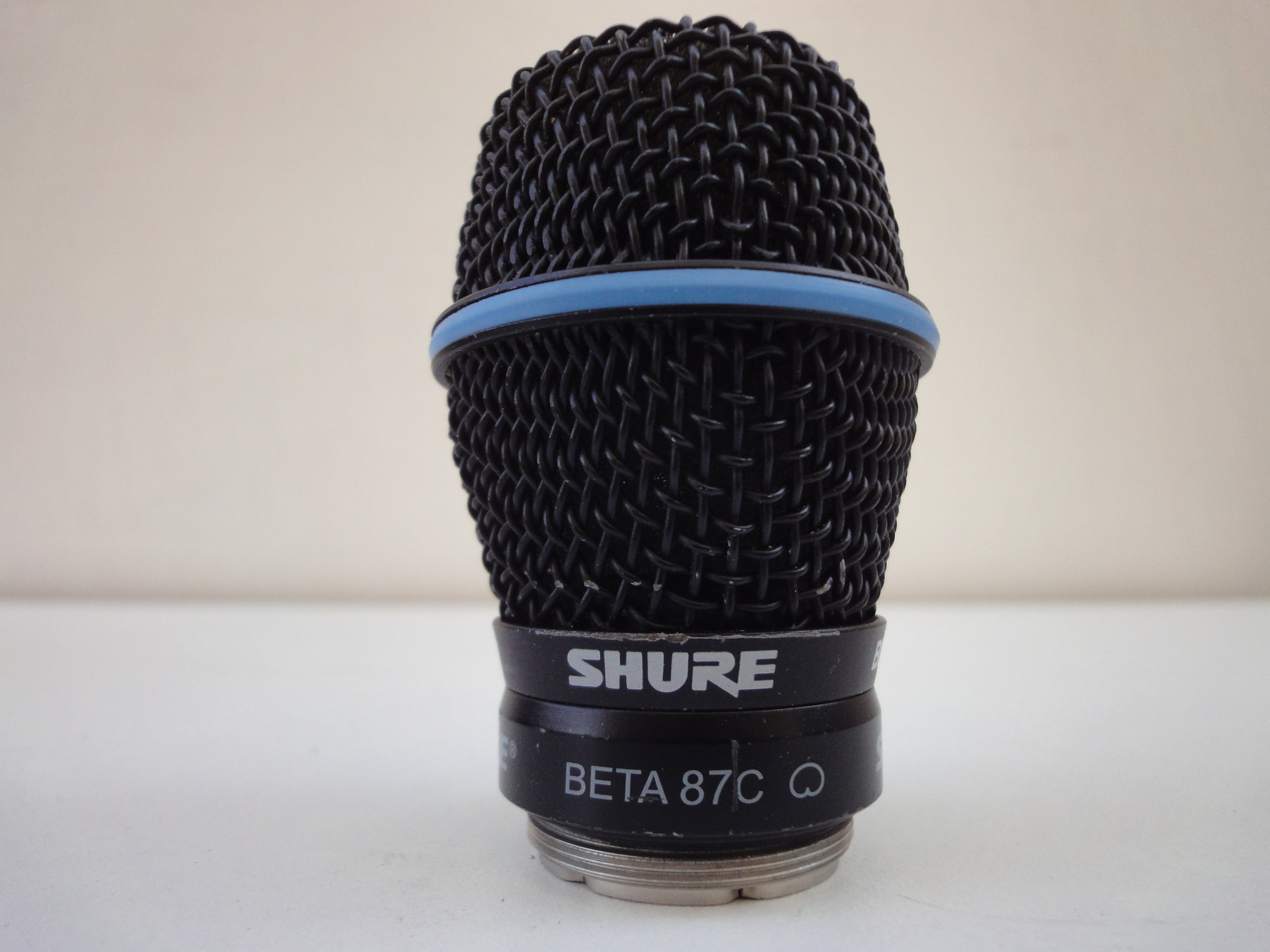 Vends 1 Capsule en Béta 87 C. Cardioïde. Pour HF SHURE. Réf : RPW 122 / Black.