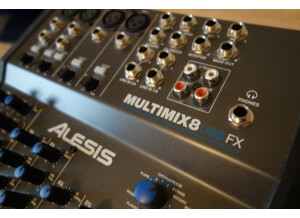 Alesis MultiMix 8 USB FX (41652)