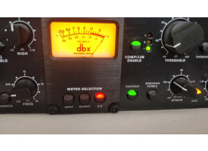 dbx 676 (13940)