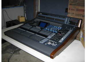 Roland Jupiter-8 (42659)