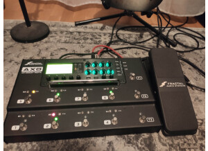 Fractal Audio Systems AX8 (73305)
