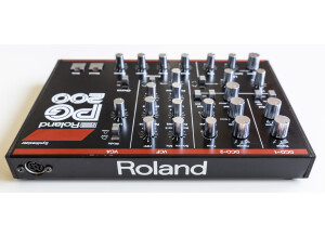 Roland PG-200 (63318)