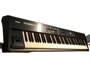Roland RD-300NX (93800)