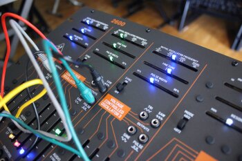 Behringer 2600 : B2600_2tof 05.JPG Behringer 2600 : B2600_2tof 05.JPG