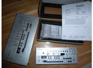 Roland TB-03 (14577)