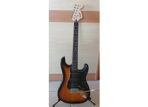 Squier Affinity Stratocaster HSS 2013 (16384)