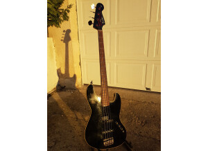 Fender Deluxe Aerodyne Jazz Bass (83875)