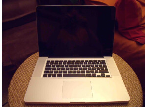 Apple Macbook Pro 15,4" Intel Core2 Duo (Nouvelle Génération) 2,4 Ghz