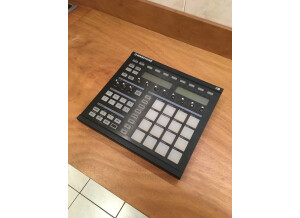 Native Instruments Maschine MKI (100)