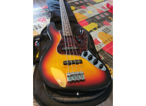 Fender Deluxe Active Jazz Bass [1998-2004] (53144)