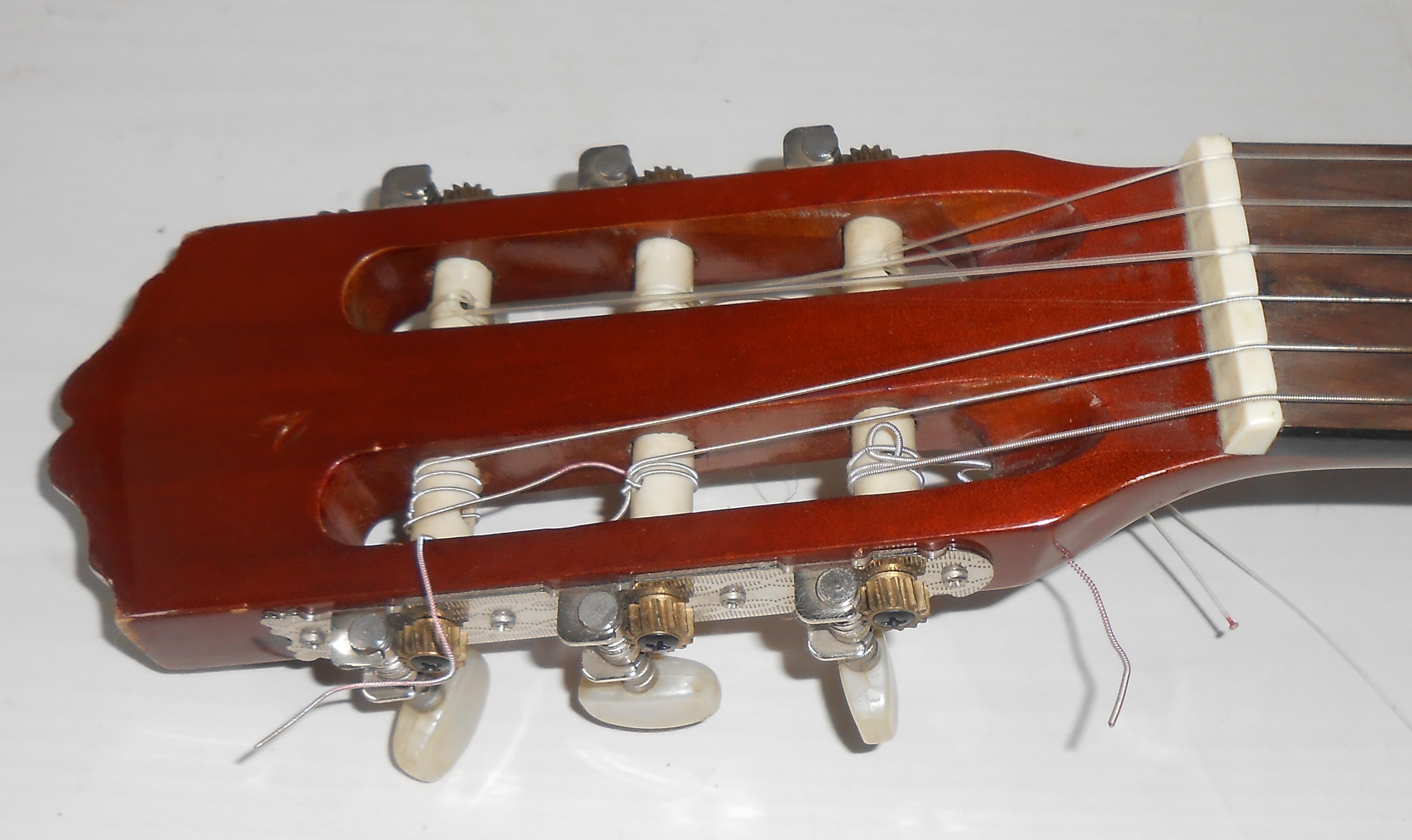 Guitare CLASSIC STUDENT manche.JPG