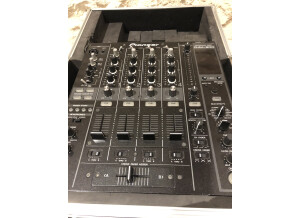 C1194B83-5A74-4931-860A-0E2A5B6BABF1