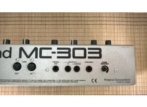 Roland MC-303 (44585)