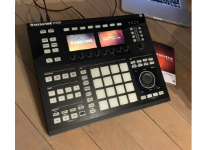 Native Instruments Maschine Studio (69729)