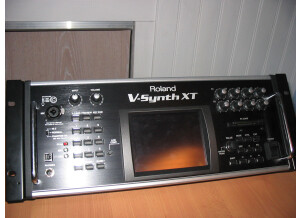 Roland V-Synth XT (777)