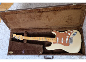 Fender American Deluxe Stratocaster [2003-2010] (4698)