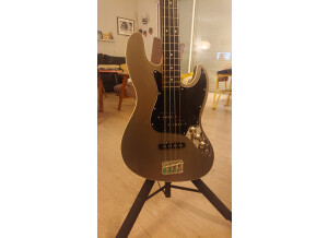 Fender Deluxe Aerodyne Jazz Bass (99114)