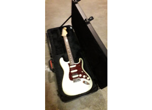 Fender American Deluxe Stratocaster HSS Shawbucker (38023)