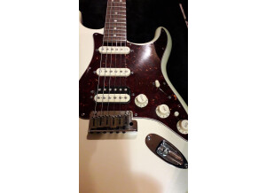 Fender American Deluxe Stratocaster HSS Shawbucker