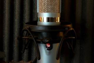 AKG Perception 820 Tube
