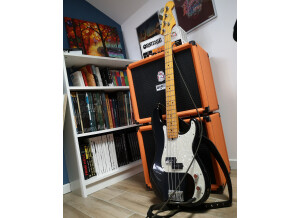 Orange Terror Bass