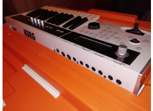 Boss SY-1 Synthesizer (81162)