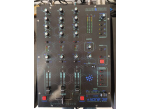 Allen & Heath Xone:32 (Old Design) (87663)