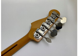 Fender Deluxe Jaguar Bass (31720)