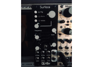 Qu-Bit Electronix Surface (59437)