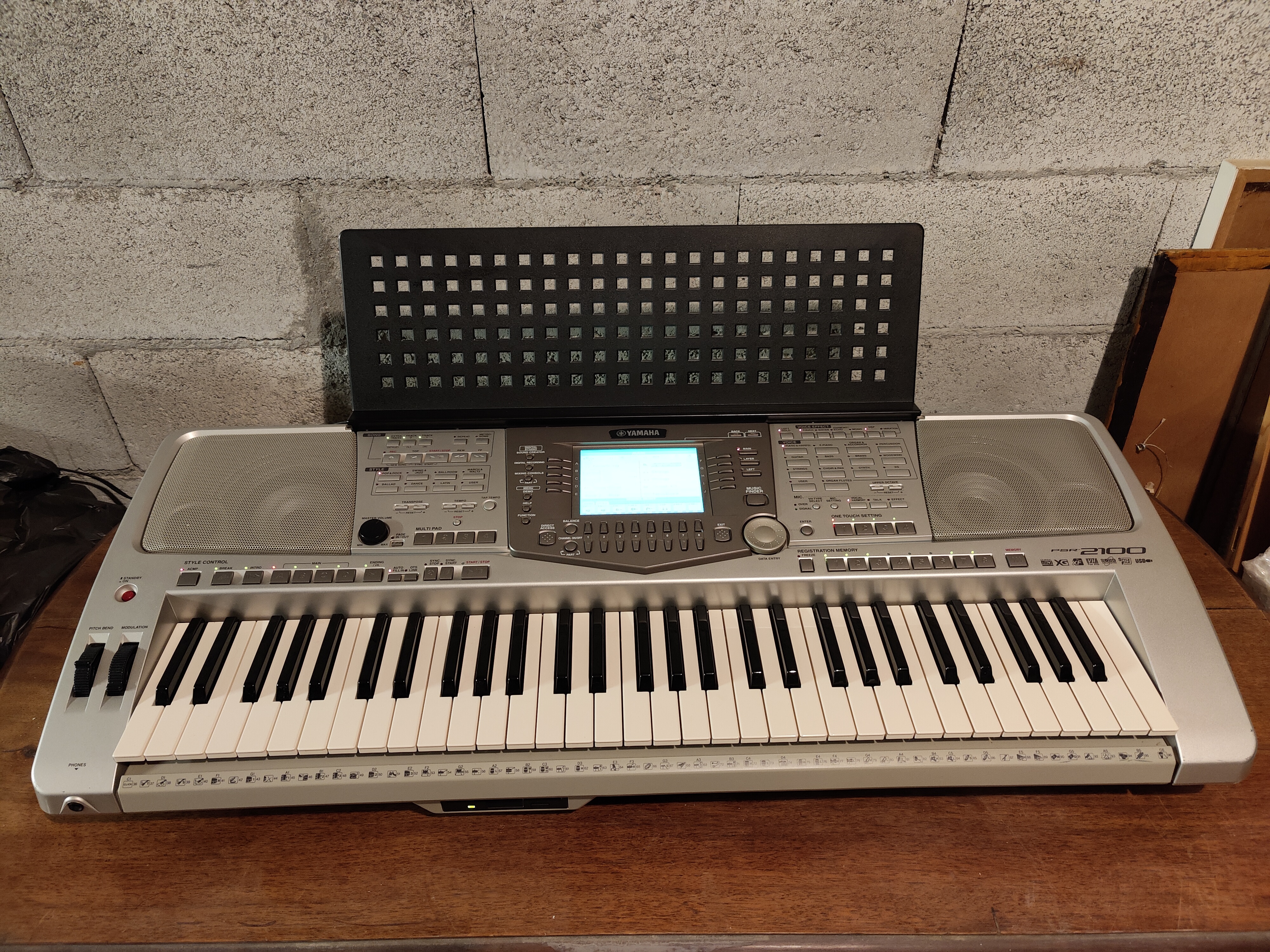 yamaha psr 2100 olx