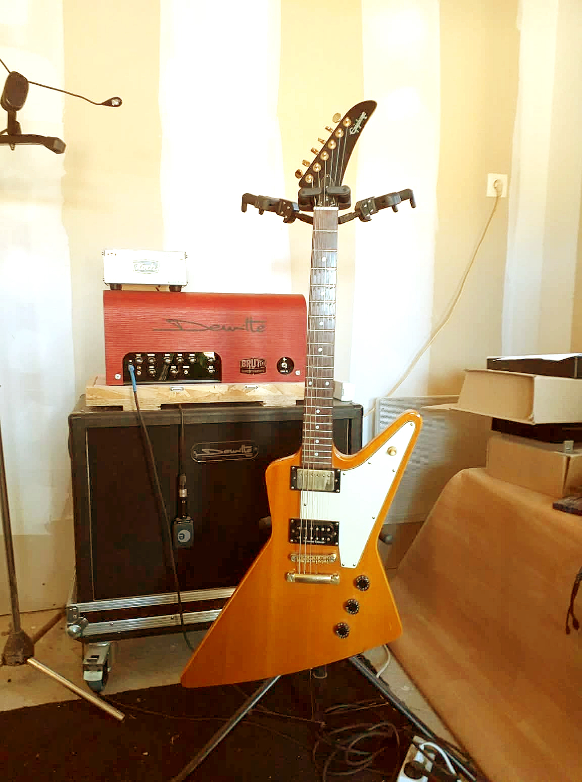Epiphone 1958 Korina Explorer