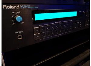 Roland D-550 (99154)