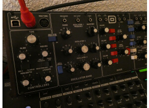 Behringer Model D (36469)