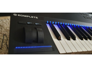 Native Instruments Komplete Kontrol S88 mk2 (36956)