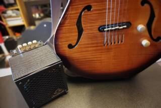 Guitar Sound Systems 05G200SJC Jazz Cat