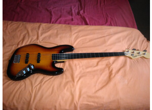 Squier Vintage Modified Jazz Bass Fretless (47143)
