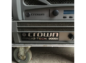 Ampli 9000i Macrotech Crown 1.JPG