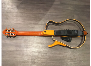 Yamaha Silent SLG130NW 05