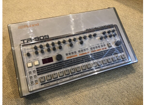 Roland TR-909 (31358)