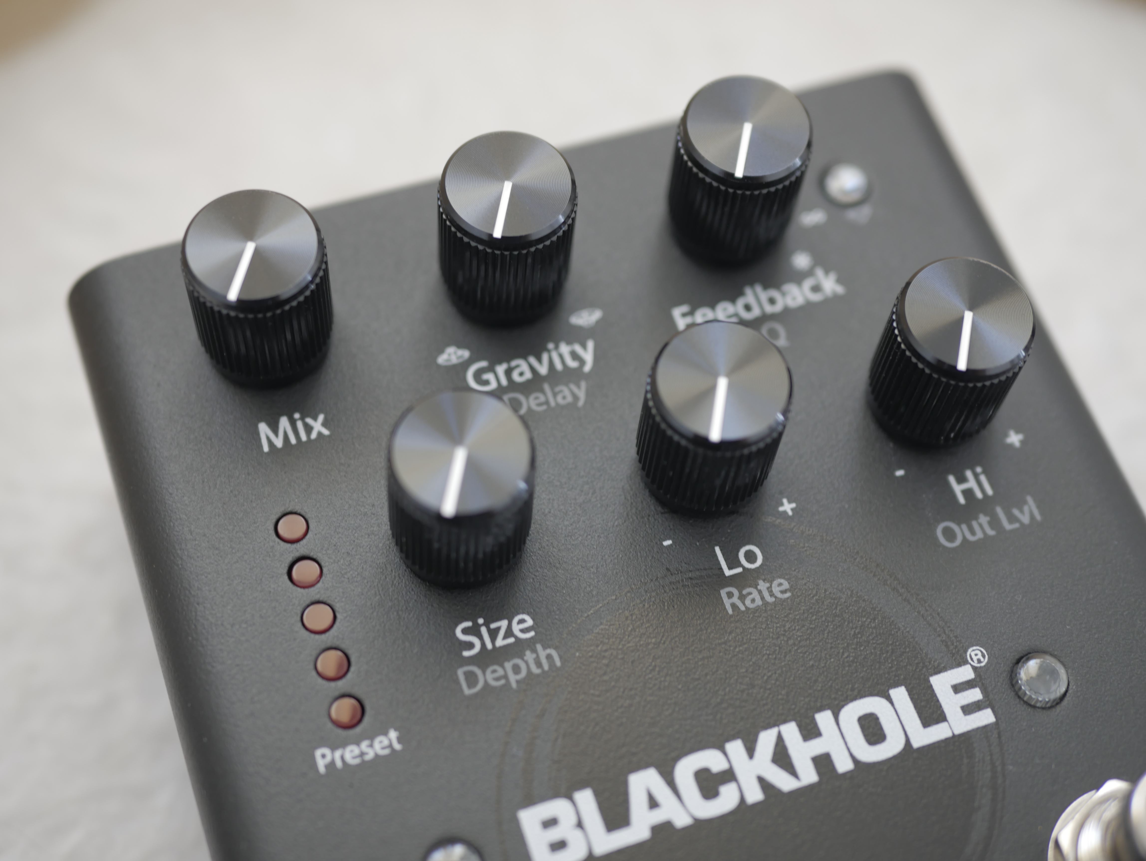 eventide blackhole pedal vs space